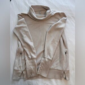Alo Yoga Women's Cream Sweater